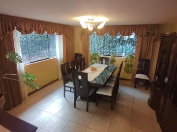 ¡Cerca a Metro! Vendo Casa 300 m² Terreno Urb. Privada Cerro Colorado