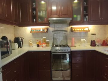 ¡Cerca a Metro! Vendo Casa 300 m² Terreno Urb. Privada Cerro Colorado