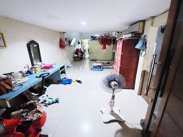 Rumah Dijual 3 Lantai di Grogol Petamburan Dekat Stasiun Grogol