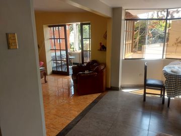Se Vende Casa Como Terreno Urbanizacion Los  Cedros De Villa Chorrillos