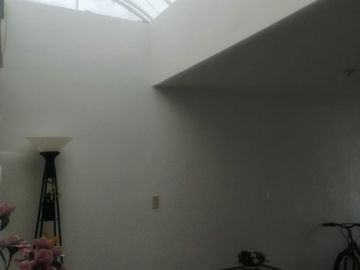 Se Vende Casa en Arcos del Valle, Calle Licenciado Agustín Aurelio Tena, Arcos del Valle, Morelia, Michoacán, México