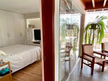 LINDO DUPLEX DE 3 DORMIT, 3 BAÑOS: $ 265,000 (LIMITE CON MIRAFLORES)