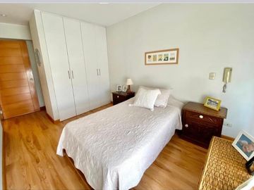 LINDO DUPLEX DE 3 DORMIT, 3 BAÑOS: $ 265,000 (LIMITE CON MIRAFLORES)