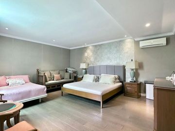 DIJUAL RUMAH MEWAH (Ada Kolam Renang/Siap Huni) DI BRAWIJAYA KEBAYORAN BARU JAKARTA SELATAN
