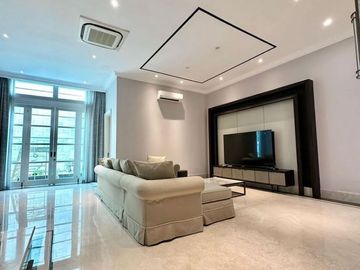 DIJUAL RUMAH MEWAH (Ada Kolam Renang/Siap Huni) DI BRAWIJAYA KEBAYORAN BARU JAKARTA SELATAN