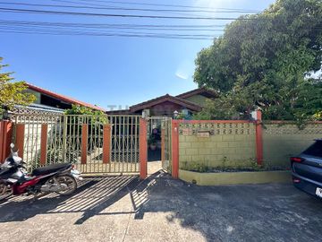 3 Bedroom House in the City for Sale near Wua Lai Walking Street
