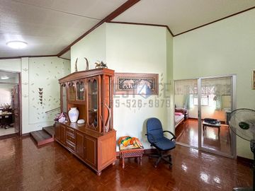 3 Bedroom House in the City for Sale near Wua Lai Walking Street