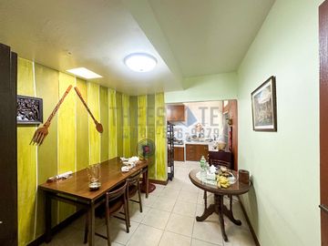 3 Bedroom House in the City for Sale near Wua Lai Walking Street