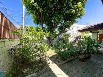 3 Bedroom House in the City for Sale near Wua Lai Walking Street