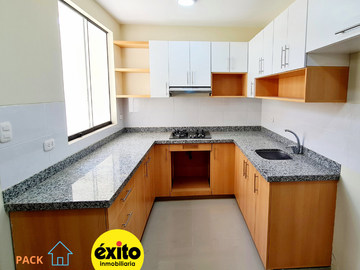VENDO DEPARTAMENTOS DUPLEX EN LA URB.LOS CORALES
