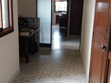 DE OPORTUNIDAD!! HERMOSO APARTAMETO EN PRADO CON AREA DE 212mts , PARQUEADERO DOBLE
