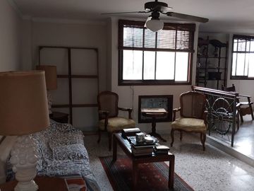 DE OPORTUNIDAD!! HERMOSO APARTAMETO EN PRADO CON AREA DE 212mts , PARQUEADERO DOBLE