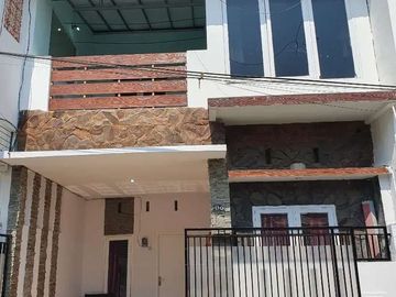 Rumah 2 Lantai Luas 60 di Sudimoro Sukarno Hatta Suhat Malang