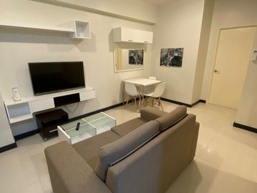 Interiored Design 2-Bedroom Unit FOR SALE in Brio Tower, Makati