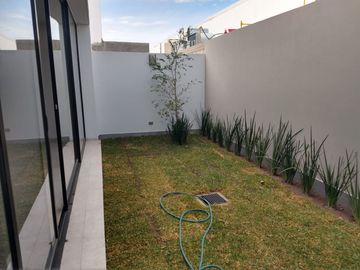 Casa a estrenar en Venta en Solares coto Fontee, Zapopan, Jalisco