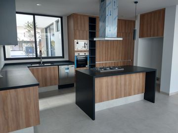 Casa a estrenar en Venta en Solares coto Fontee, Zapopan, Jalisco