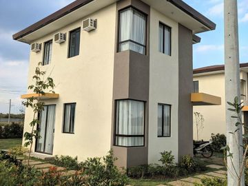 House and Lot for sale in Pampanga Alviera near Clark Airport, Subic and New Clark City