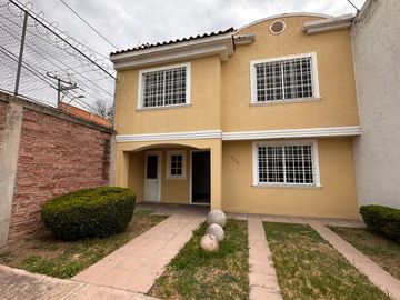 CASA EN VENTA HACIENDA DEL CAMPESTRE