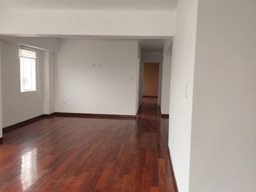 Vendo amplio Penthouse - Duplex - Urb. Las Quintanas Trujillo La Libertad