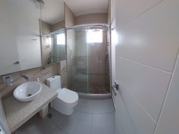 Vendo amplio Penthouse - Duplex - Urb. Las Quintanas Trujillo La Libertad