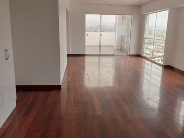 Vendo amplio Penthouse - Duplex - Urb. Las Quintanas Trujillo La Libertad