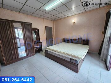 📢 Cheapest in the alley, 3-storey townhouse ready to move in Wiset Suk Village, Nakhon Pracha Uthit 79 📍🏠