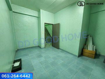 📢 Cheapest in the alley, 3-storey townhouse ready to move in Wiset Suk Village, Nakhon Pracha Uthit 79 📍🏠