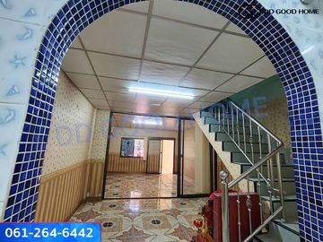 📢 Cheapest in the alley, 3-storey townhouse ready to move in Wiset Suk Village, Nakhon Pracha Uthit 79 📍🏠