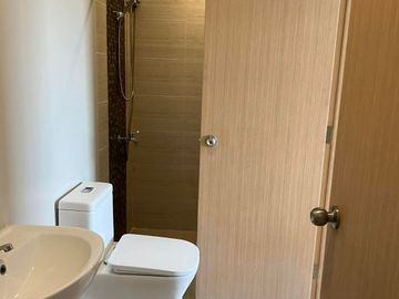 Rent to Own 2 Bedroom Unit in Mabolo Cebu City