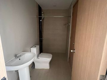 Rent to Own 2 Bedroom Unit in Mabolo Cebu City
