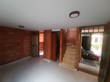 SALOMIA CALI VENTA CASA EN UNIDAD