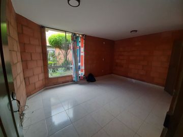 SALOMIA CALI VENTA CASA EN UNIDAD