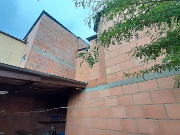 SALOMIA CALI VENTA CASA EN UNIDAD