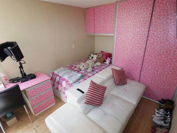 VENTA DEPARTAMENTO PRIMER PISO MAS COCHERA CONDOMINIO MIRADOR DEL GOLF