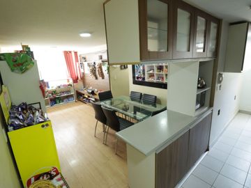 VENTA DEPARTAMENTO PRIMER PISO MAS COCHERA CONDOMINIO MIRADOR DEL GOLF