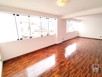 TRIPLEX EN VENTA, BAJADA BALTA, 4 DORMITORIOS CON TERRAZA, SIN ASCENSOR