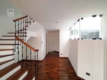 TRIPLEX EN VENTA, BAJADA BALTA, 4 DORMITORIOS CON TERRAZA, SIN ASCENSOR
