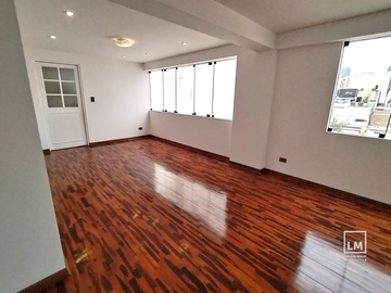 TRIPLEX EN VENTA, BAJADA BALTA, 4 DORMITORIOS CON TERRAZA, SIN ASCENSOR
