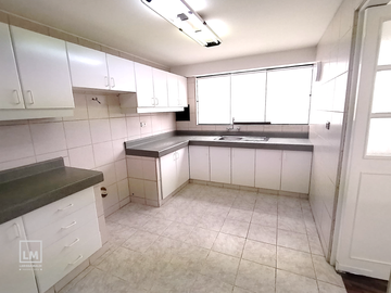 TRIPLEX EN VENTA, BAJADA BALTA, 4 DORMITORIOS CON TERRAZA, SIN ASCENSOR