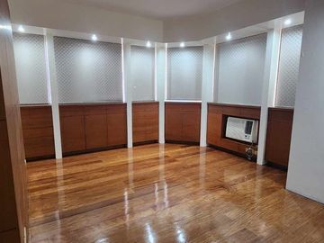3 Bed Room Residential Condominium For Sale Ortigas CBD Pasig