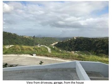 TAGAYTAY TWIN LAKES Domaine Le Jardin - 6 Bedrooms Property with Taal Volcano/Lake view