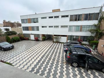 VENDO DPTO REMODELADO, CALLE AUGUSTO BOLOGNESI, SAN ISIDRO
