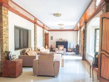 Spacious House and Lot for Sale in Valencia City