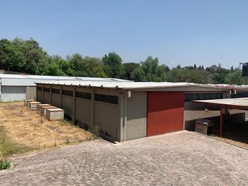 CASA EN VENTA EN TEPOTZOTLAN, ESTADO DE MÉXICO, INCLUYE NAVES INDUSTRIALES.