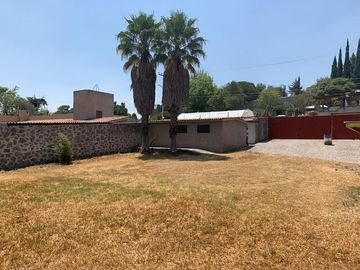 CASA EN VENTA EN TEPOTZOTLAN, ESTADO DE MÉXICO, INCLUYE NAVES INDUSTRIALES.
