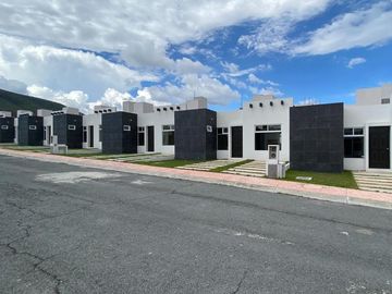 Casas en Venta en Fracc Jardines de La Hacienda