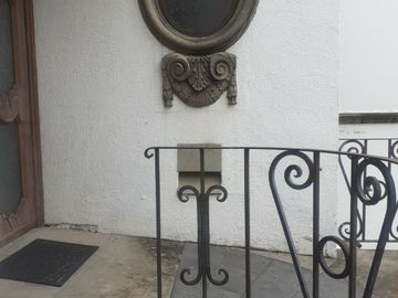 CASA EN CERRADA EN  COL. FLORIDA