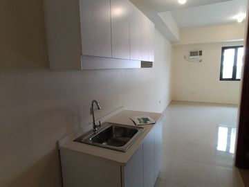 Condo for sale in Cebu City, Taft East Gate studio, 25th flr.