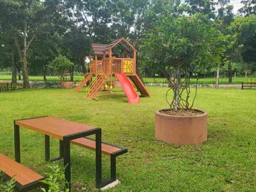 Lot In Manila Southwoods For Sale Near The Entrance 12.5 KM From Ayala Alabang Muntinlupa City