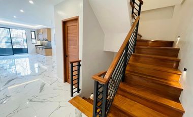 FOR SALE: Brand New Modern Townhouse in La Loma, Quezon City (3 Units Available)